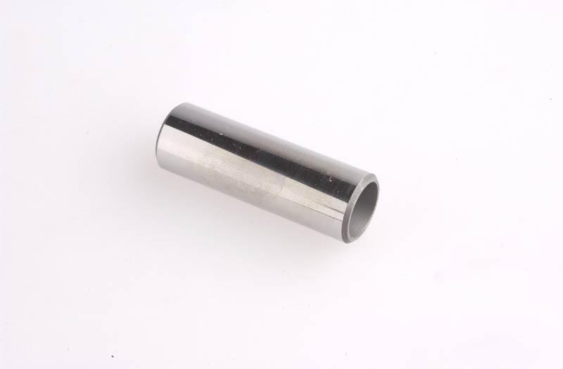 FR125 Piston Pin - CLEARANCE