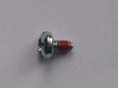 Throttle Shaft Clip Retaining Screw